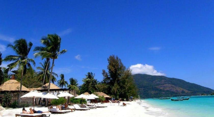 The Breeze Lipe Resort Exteriör bild